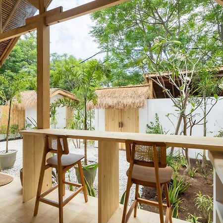 Villa Kelapa Kucing Gili Air Exterior photo