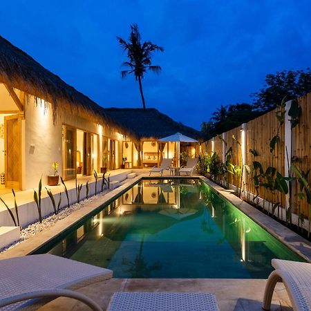 Villa Kelapa Kucing Gili Air Exterior photo
