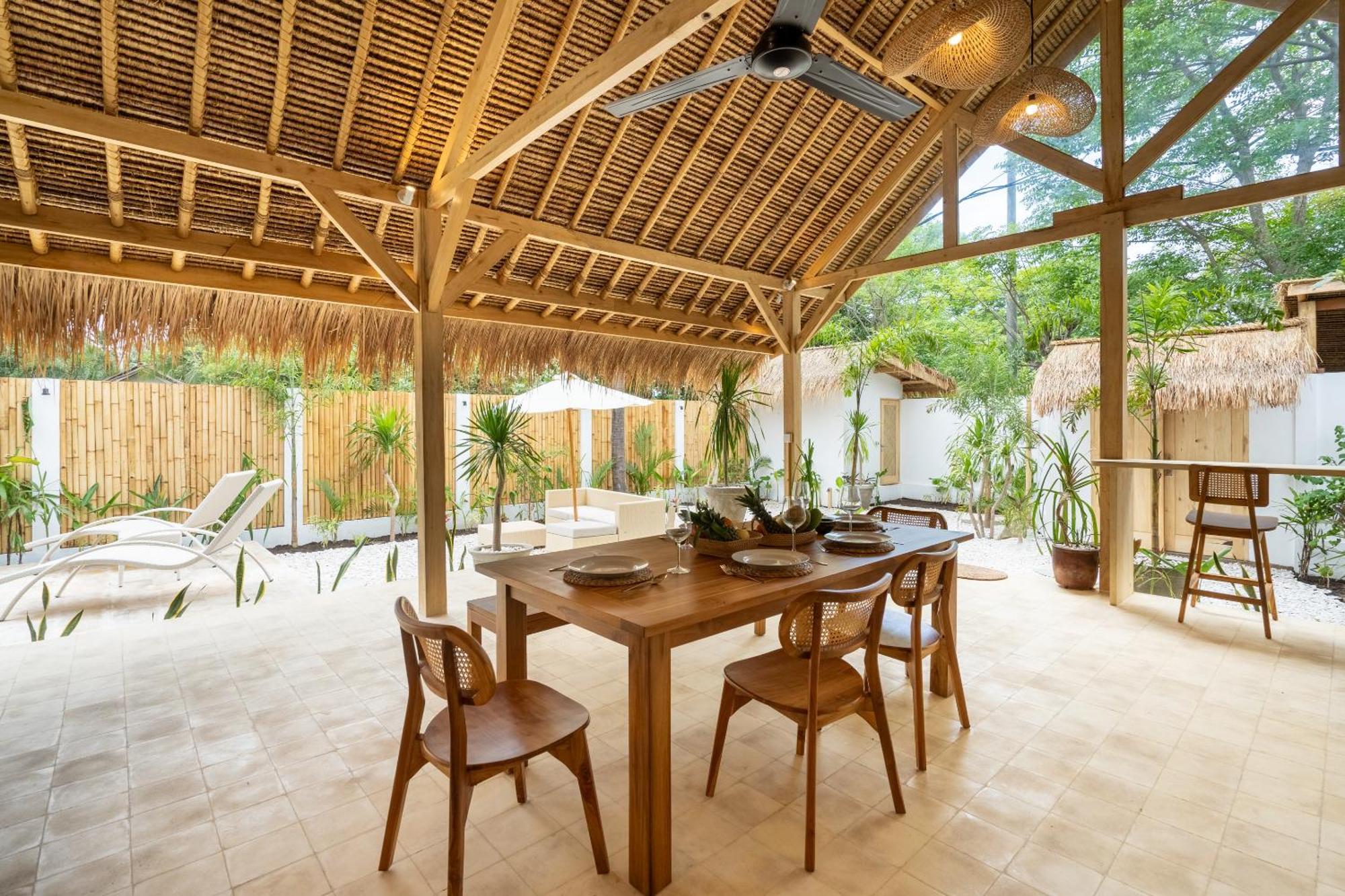 Villa Kelapa Kucing Gili Air Exterior photo