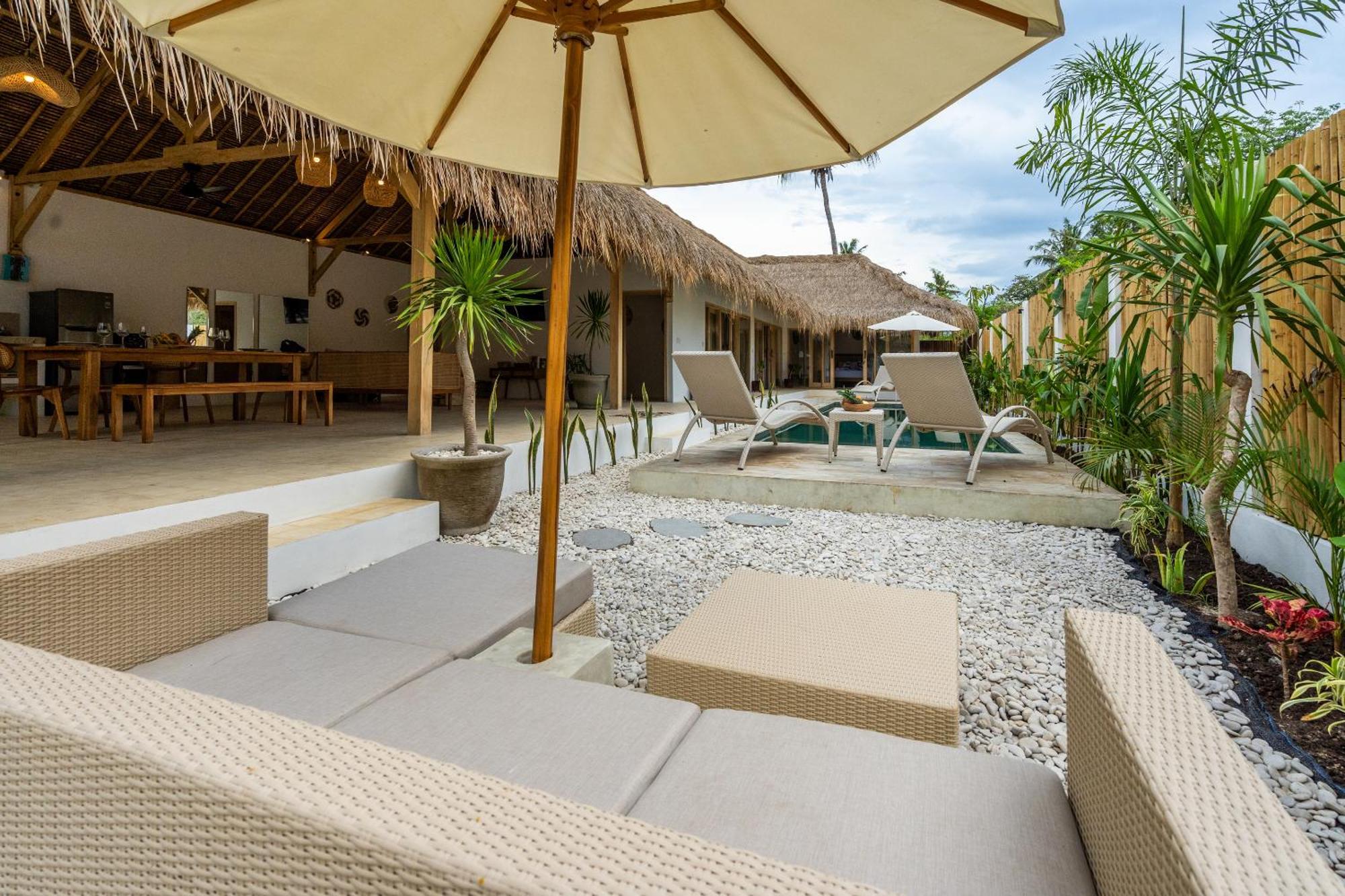 Villa Kelapa Kucing Gili Air Exterior photo