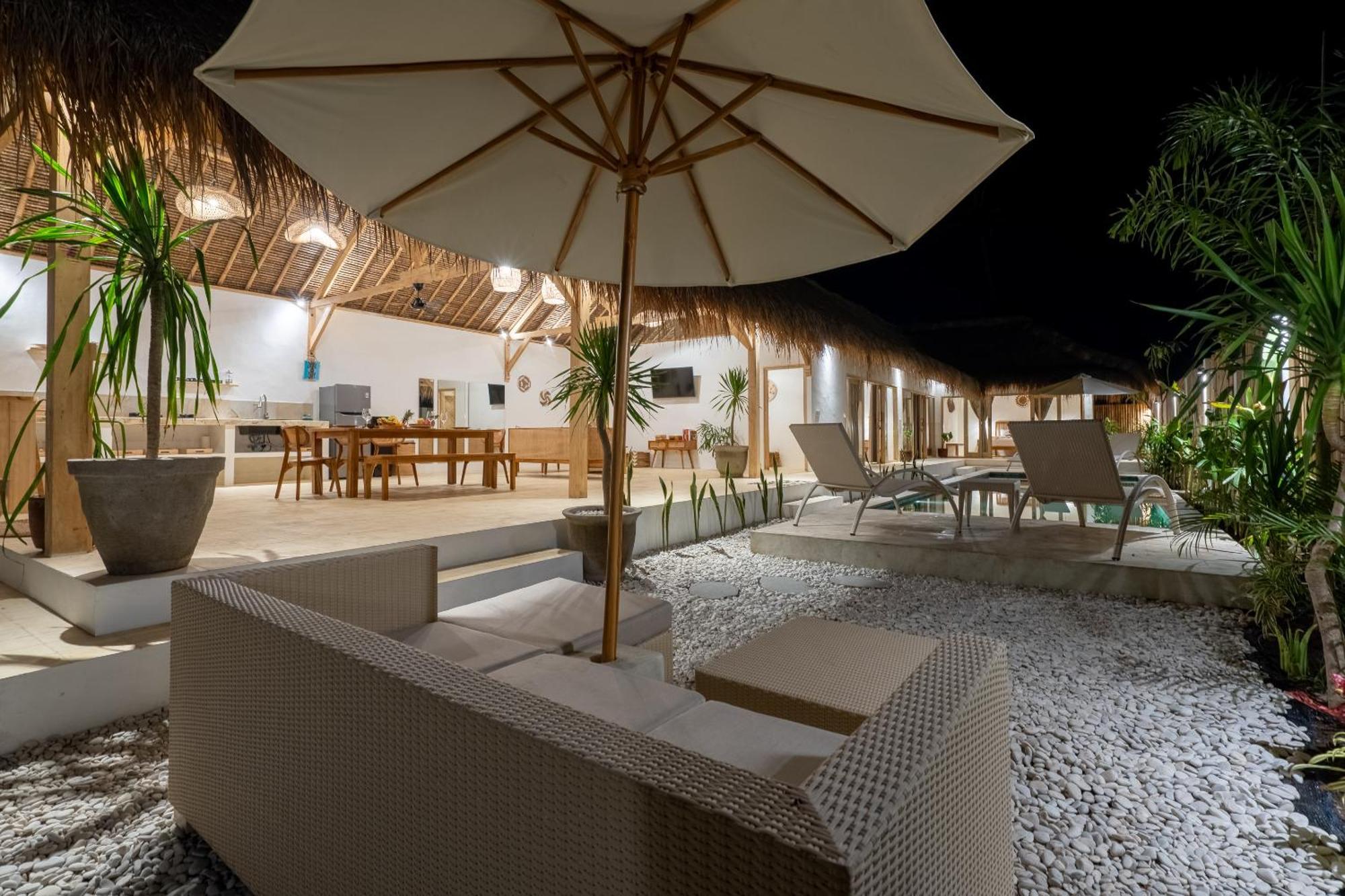 Villa Kelapa Kucing Gili Air Exterior photo
